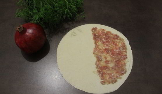 кутабы с мясом и гранатом