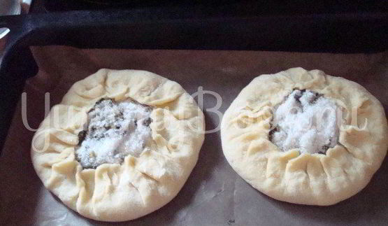 открытые пирожки с щавелем