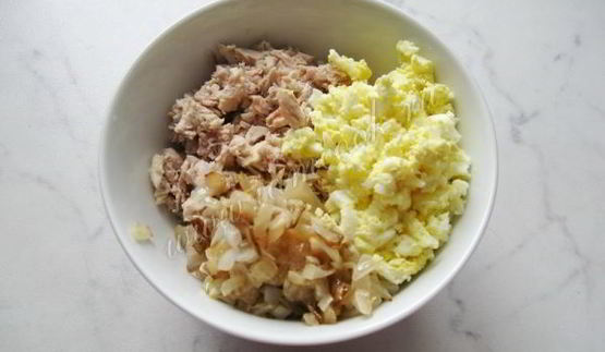 пирожки быстрые с курицей и яйцом