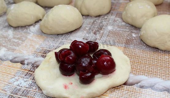 пирожки духовые на дрожжах