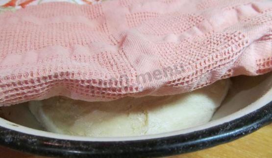 пирожки на кефире и дрожжах