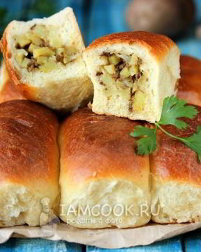 Пирожки печеные с жареной картошкой и печенью
