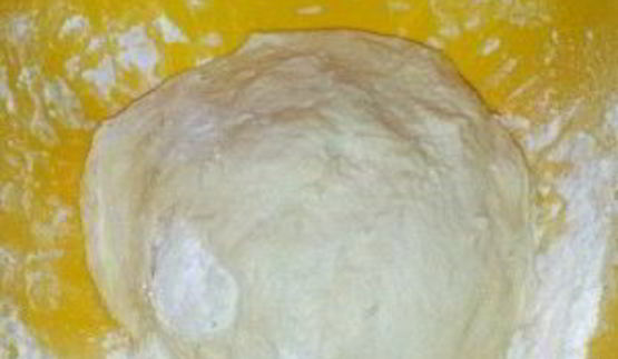 пирожки с черникой на сковороде