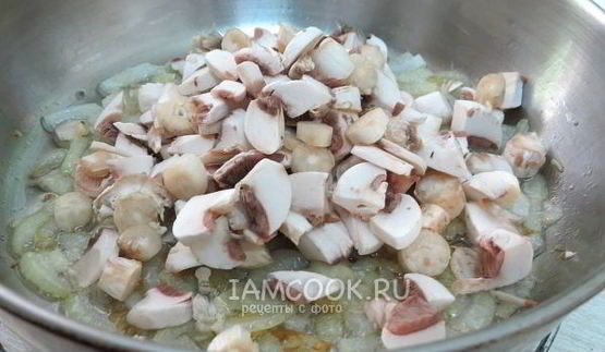 пирожки с капустой и грибами