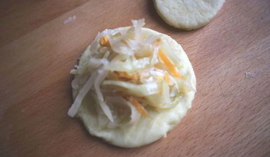 пирожки с капустой на сдобном тесте