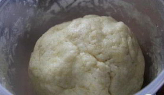 пирожки с колбасой