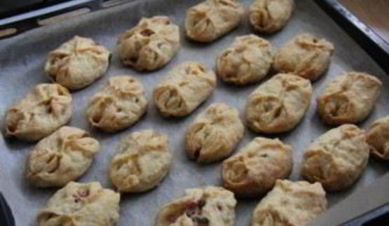 пирожки с колбасой