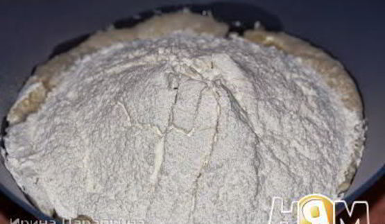 пирожки с квашеной капустой и белыми грибами