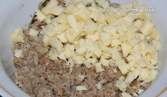 пирожки с мясом и капустой, и пирожковый дракон