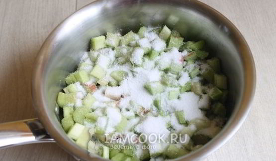 пирожки с ревенем