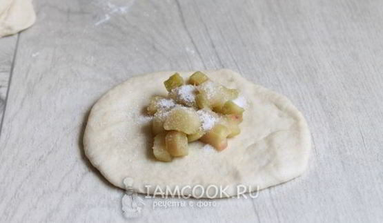 пирожки с ревенем