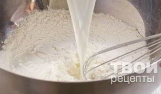 пирожки с творогом и изюмом