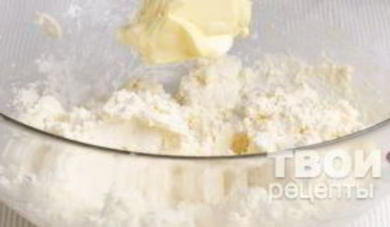 пирожки с творогом и изюмом