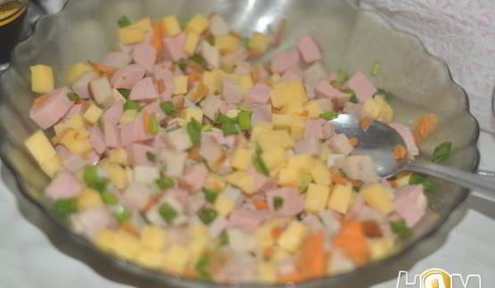 пирожки с ветчинной, сыром и зеленью