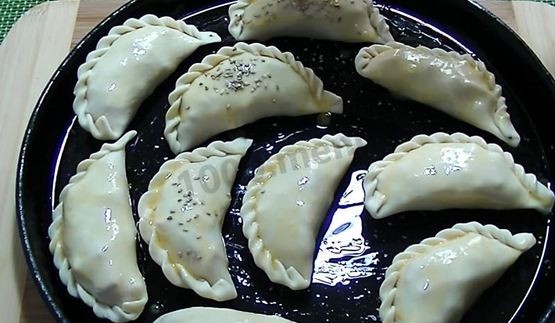 пирожки с ветчиной и сыром