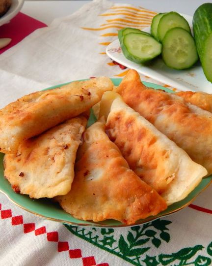 Рецепт пирожков жареных во фритюре с мясом