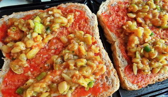 постные пирожки с фасолью