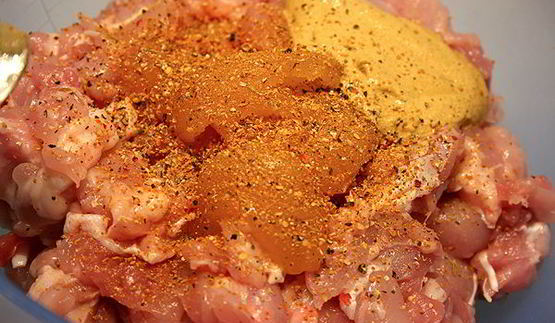 слоеные пирожки с курицей и сыром