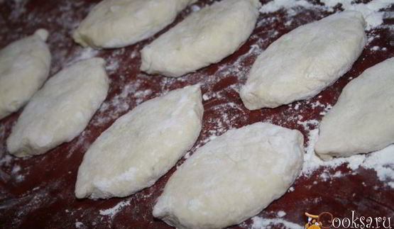 содовые пирожки с капустой, луком и яйцом