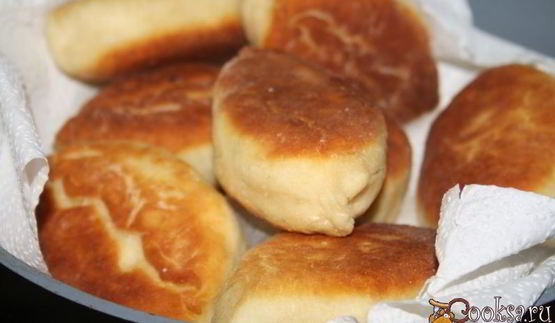 содовые пирожки с капустой, луком и яйцом