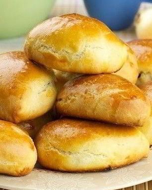 Вкусные пирожки с курицей и яйцом