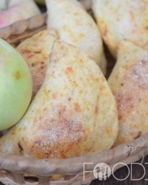 Вкусные пирожки с яблоками
