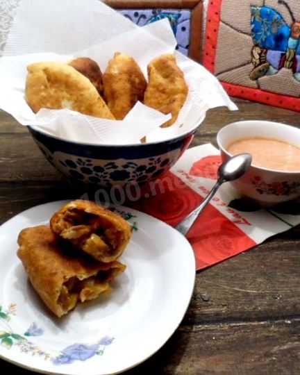 Рецепт вкусных жареных пирожков с белыми грибами на кислом молоке