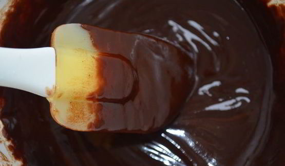 бесподобный брауни с вишней на темном пиве