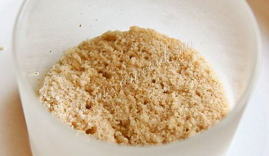 бисквитные пирожные с клубничным кремом