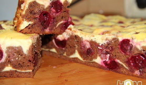 брауни с творогом и вишней