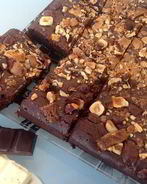 Двойной шоколадный брауни с фундуком