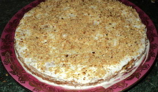 морковно-ореховое пирожное со сметанным кремом