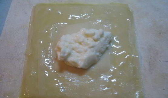 пирожное аромат розы из теста фило с кремом