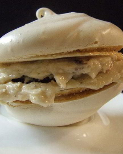 Рецепт пирожного безе с кофейным кремом и черносливом