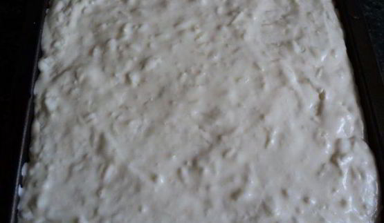 пирожное малина на снегу