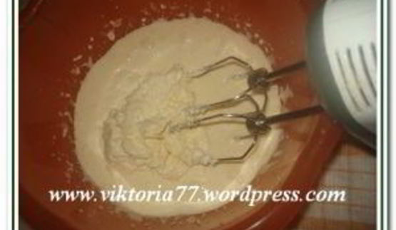 пирожное персики