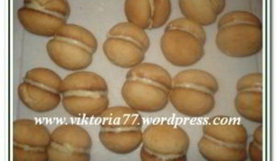 пирожное персики