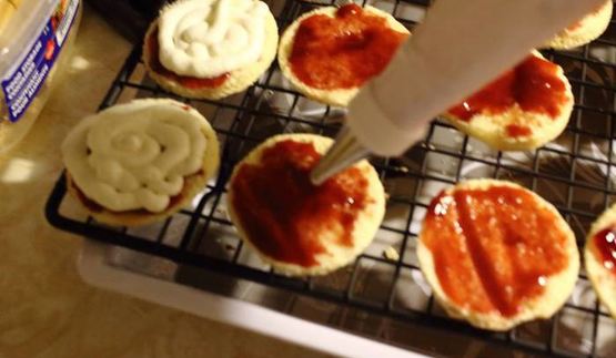 пирожное petits g teaux