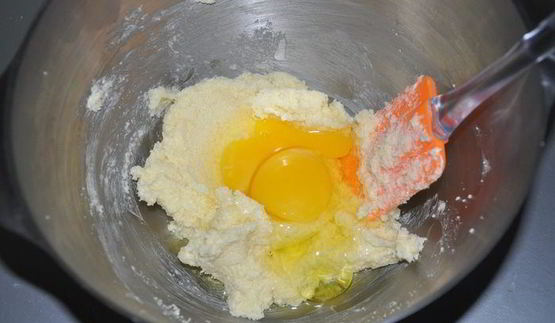 пирожные персик