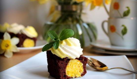 шоколадное пирожное сюрприз