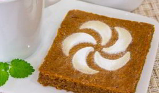 шоколадное пирожное