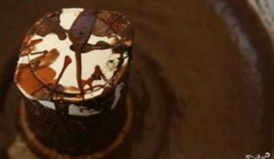 шоколадные пирожные с фасолью и авокадо