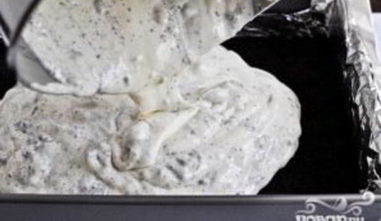 шоколадные пирожные со сливочной начинкой