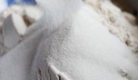 сладкое пирожное с корицей