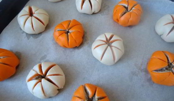 слоеное пирожное лотос