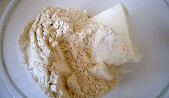 слоеное пирожное лотос