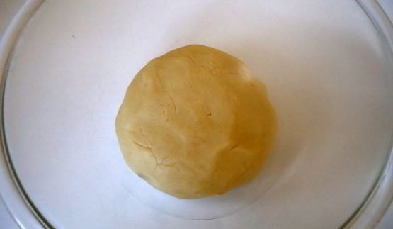 слоеное пирожное лотос