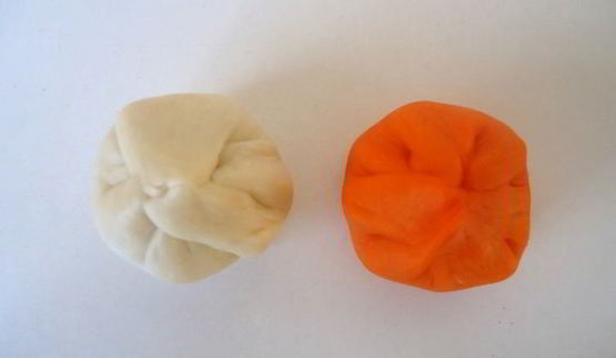 слоеное пирожное лотос