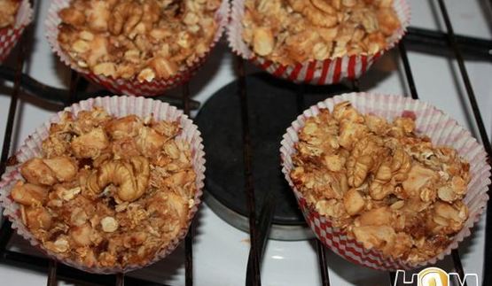 яблочно-финиковое пирожное