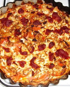 Домашняя пицца из слоеного теста